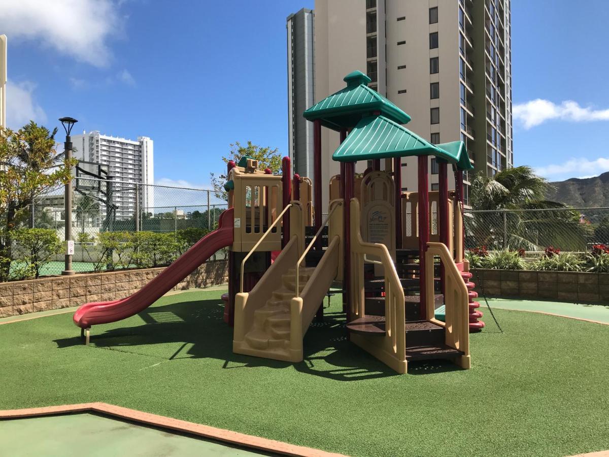 Beautiful 1Br, Steps To Waikiki Beach And Parking Honolulu Exteriér fotografie