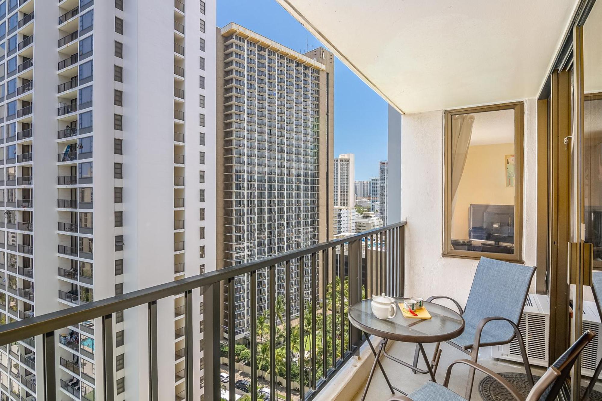 Beautiful 1Br, Steps To Waikiki Beach And Parking Honolulu Exteriér fotografie
