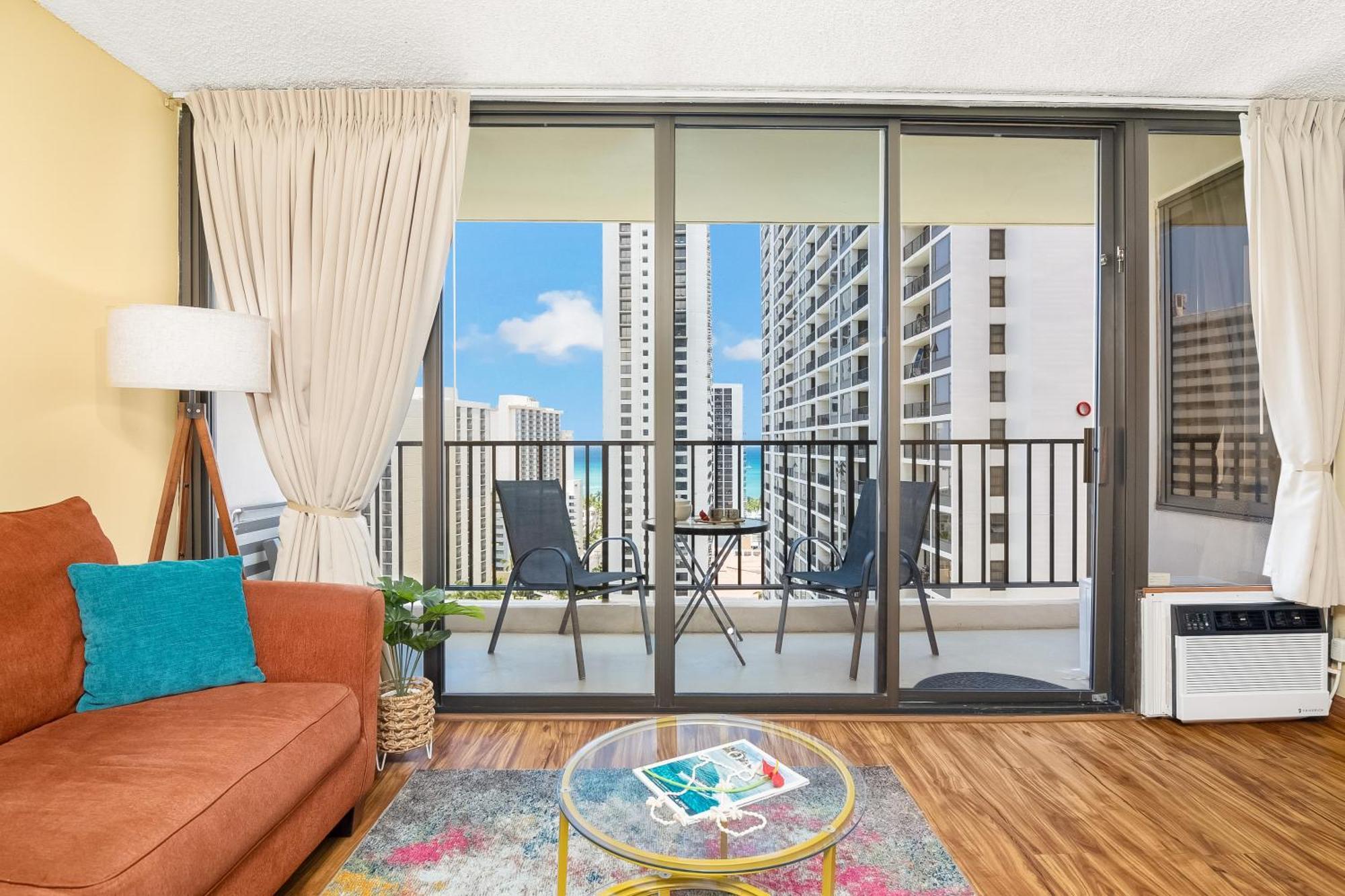 Beautiful 1Br, Steps To Waikiki Beach And Parking Honolulu Exteriér fotografie